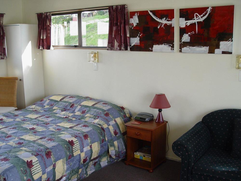 Asure Kapiti Court Motel Paraparaumu Room photo